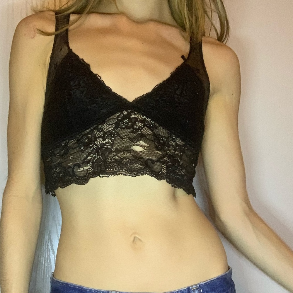 Sweet bralette from Urban.